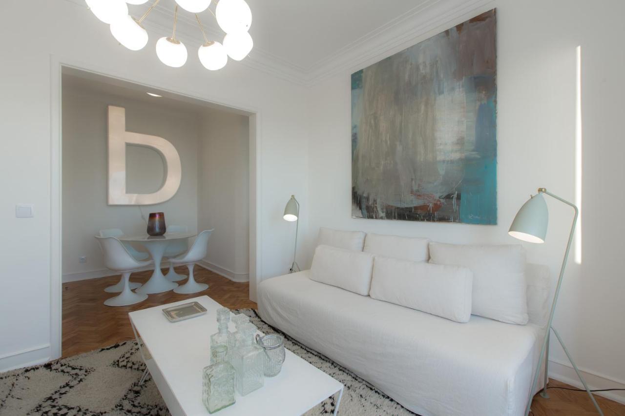Cabral 5 Stars View Apartment ลิสบอน ภายนอก รูปภาพ
